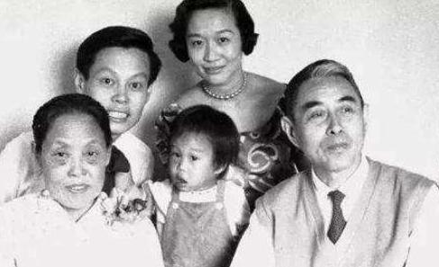 杨振宁和第1任夫人婚姻多少年,杨振宁原配杜致礼出身名门