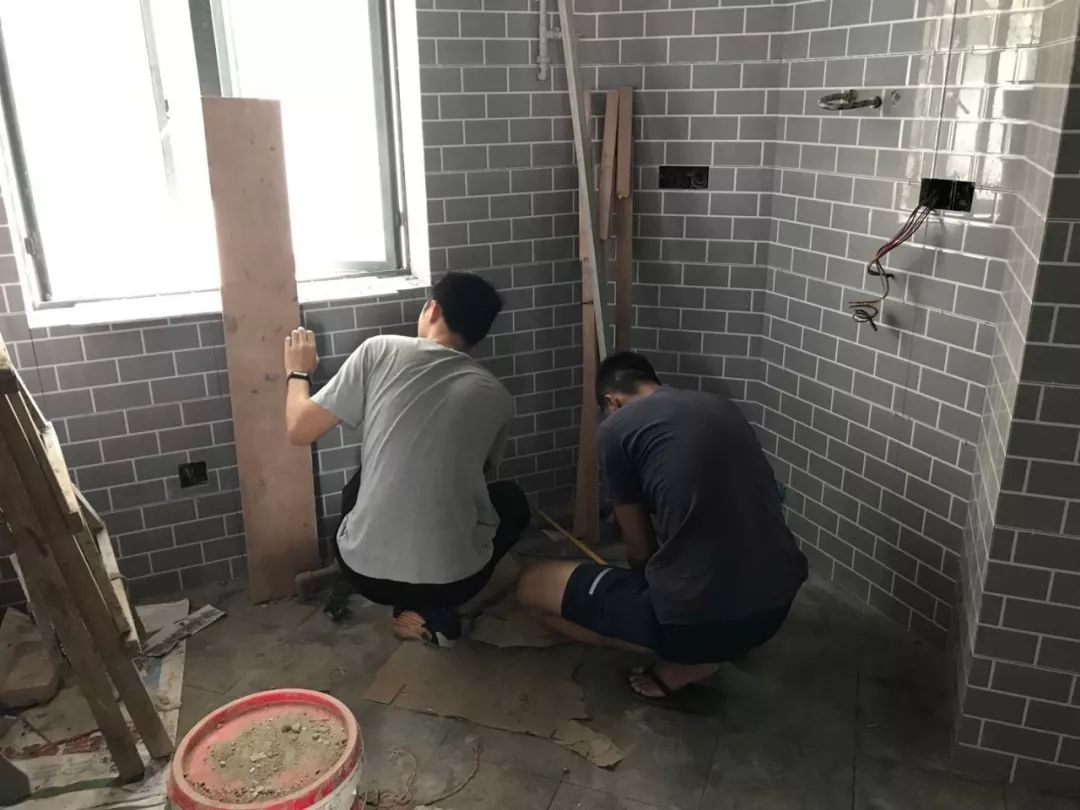 卫生间小怎么装洗手台最好,小卫生间哪种洗手台比较实用