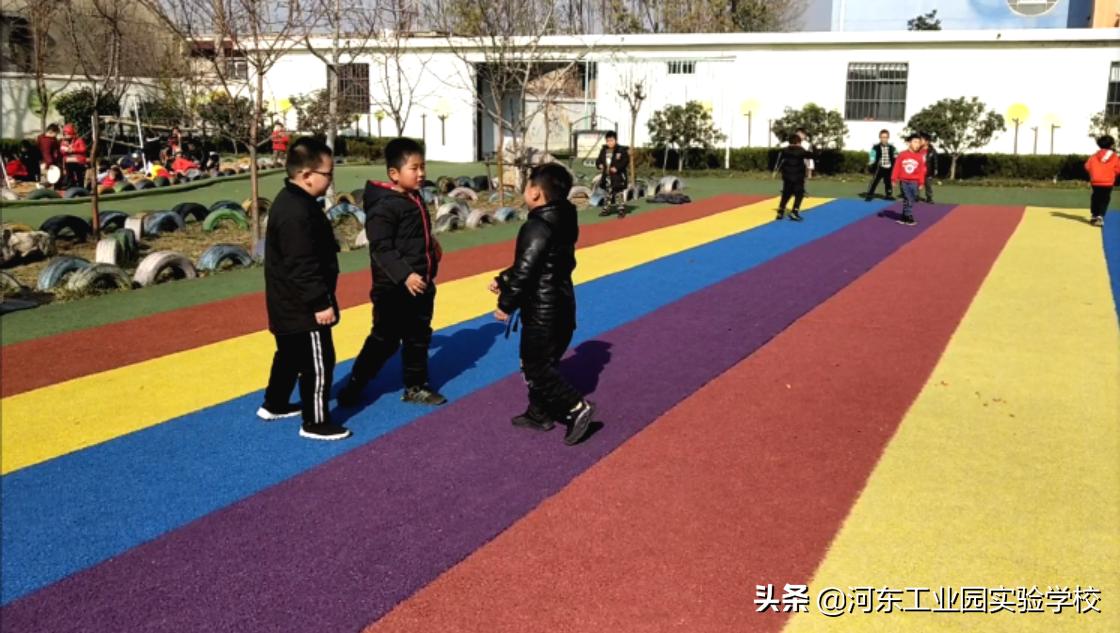 幼儿园踢足球活动,建邺区实验幼儿园足球操