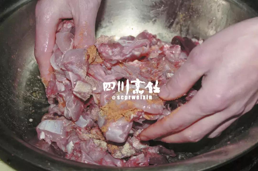 谁说火锅只有辣的好吃,火锅正宗牛油制作