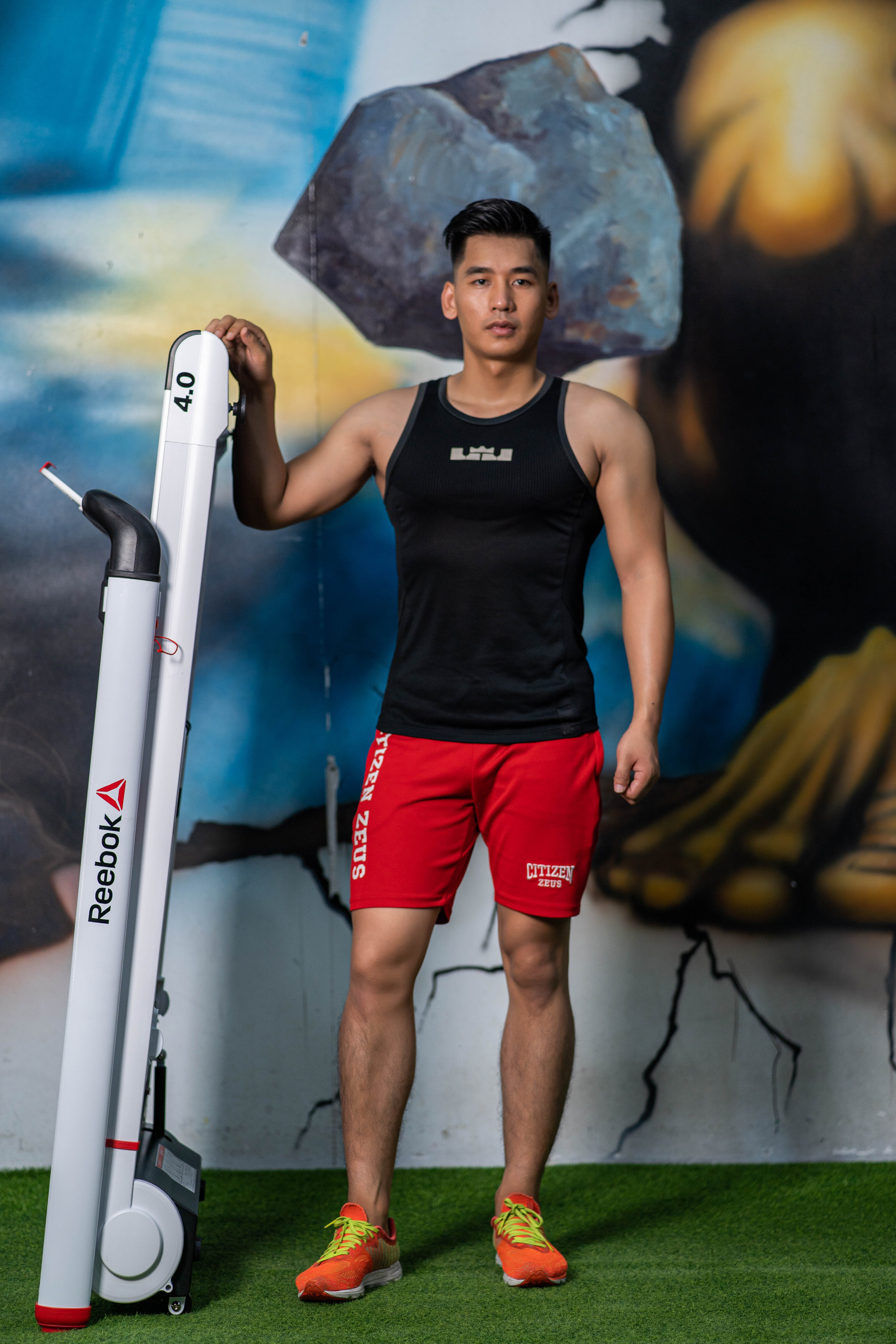 锐步irun3跑步机评测,锐步折叠跑步机irun4