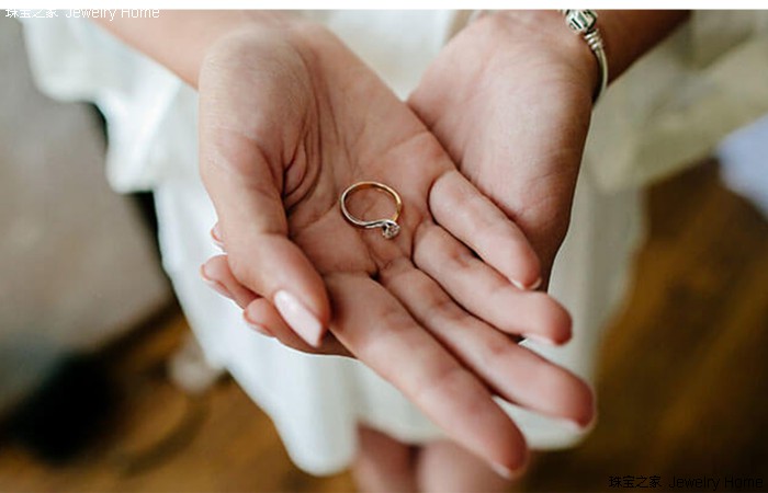 婚礼上戒指戴不上怎么救场,结婚戒指不见了怎么办