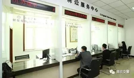 开车撞车小事故全责怎么赔偿,小车祸对方全责怎么处理