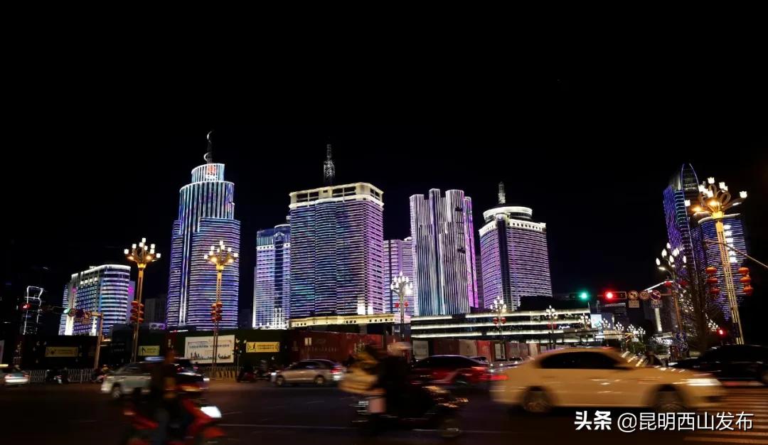 40万盆鲜花扮靓城区迎节,6万盆花扮靓街头迎五一