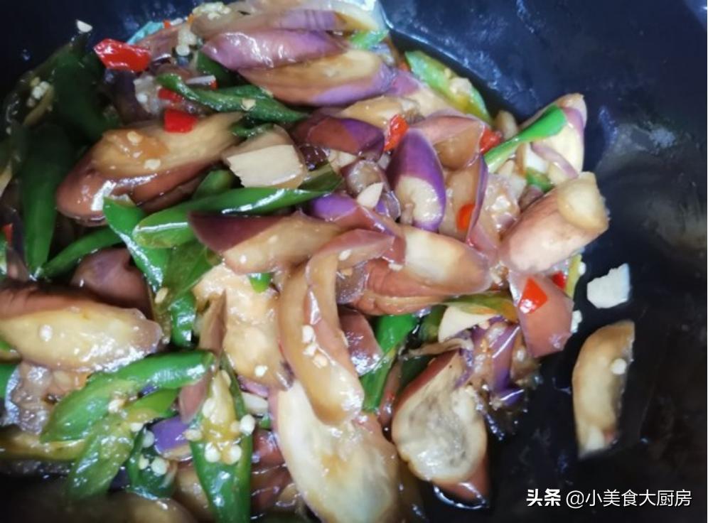 茄子这样做米饭都吃光了零失败 (秋季茄子怎么做最好吃)