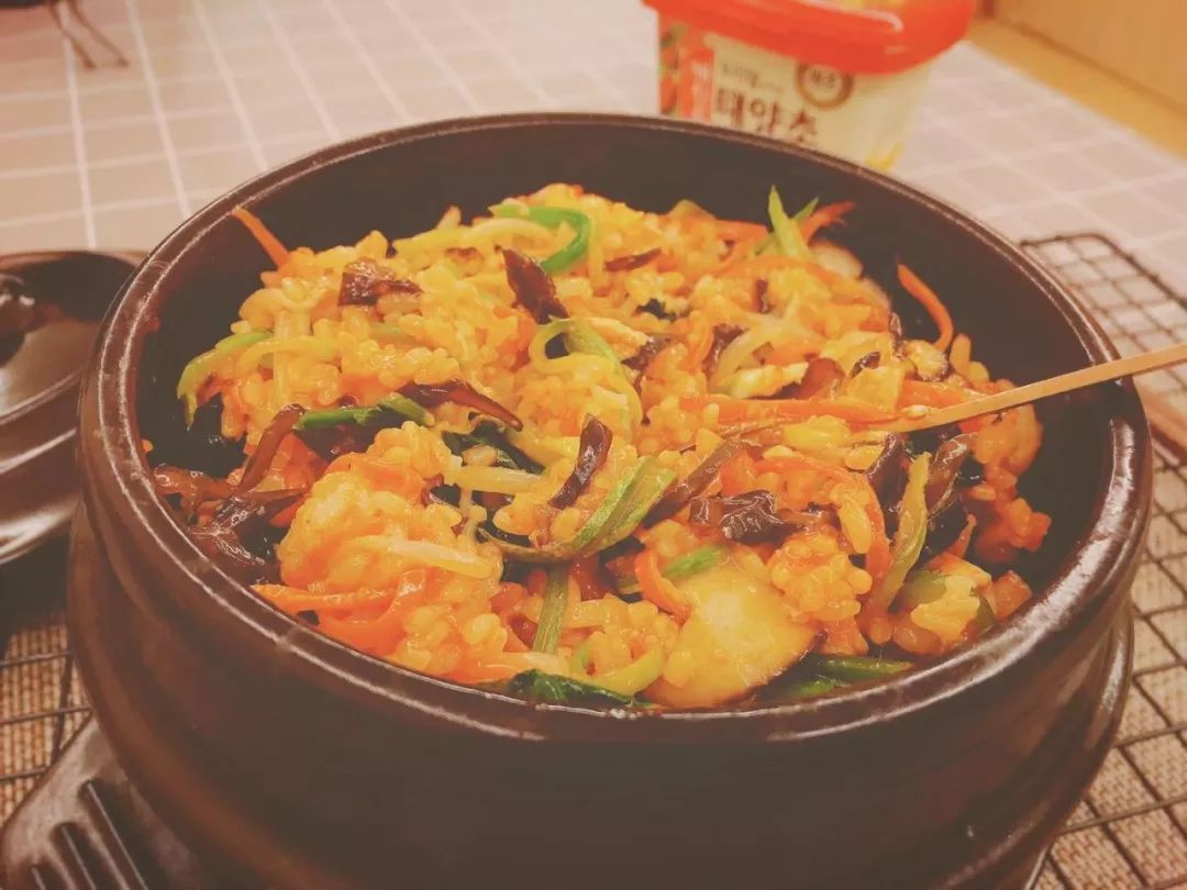 韩国石锅拌饭详细介绍,石锅拌饭4人餐