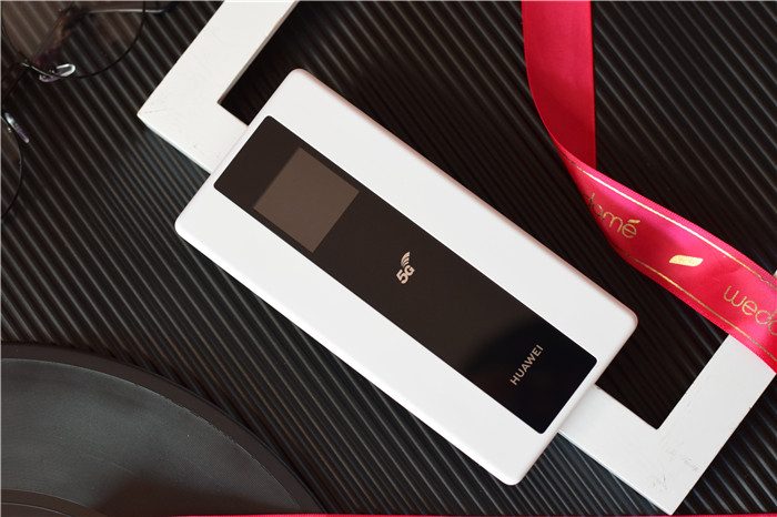 华为最新5g移动随身wifi,华为5g随身wifi和手机5g热点
