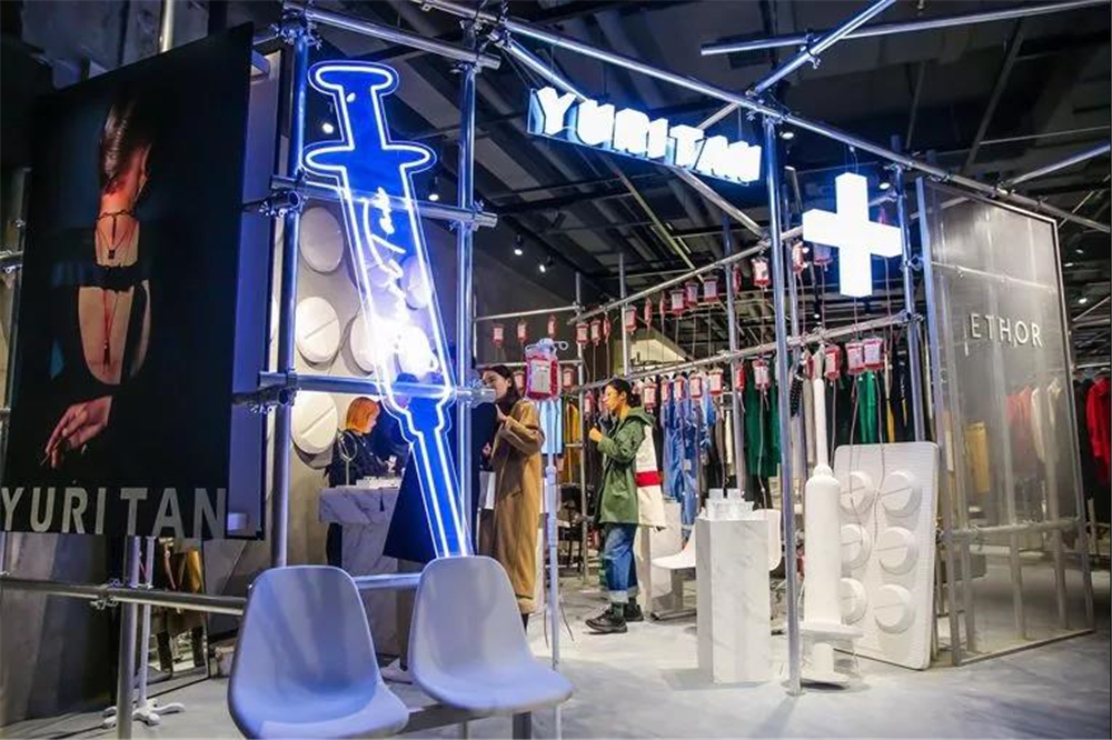 新的商圈开业老商圈该怎么生存,半旧的商业街怎么转型