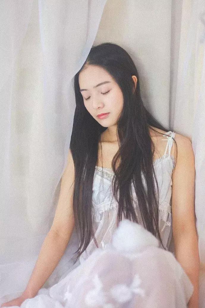 cba拉拉队最漂亮女神,李易峰cba打篮球视频