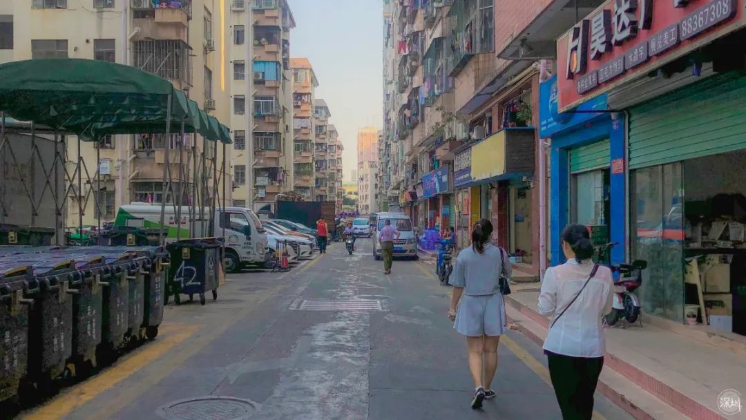 鎴戝姖浣犲埆涔版埧绯诲垪,鎴戝姖浣犲埆涔版埧绯诲垪鍚堥泦