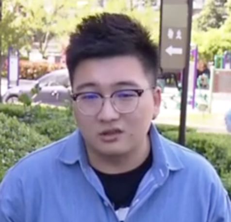 男子深夜停车被醉酒男子纠缠，把他拖到路中央致其被碾压身亡！这案子该咋断？