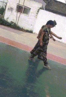 公安局旁边开理发店叫什么名字,在公安局旁边开理发店