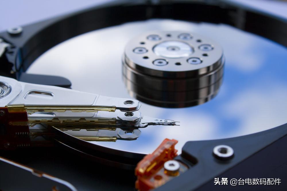 磁盘碎片主要是缓存文件吗,磁盘碎片整理包括碎片清理吗