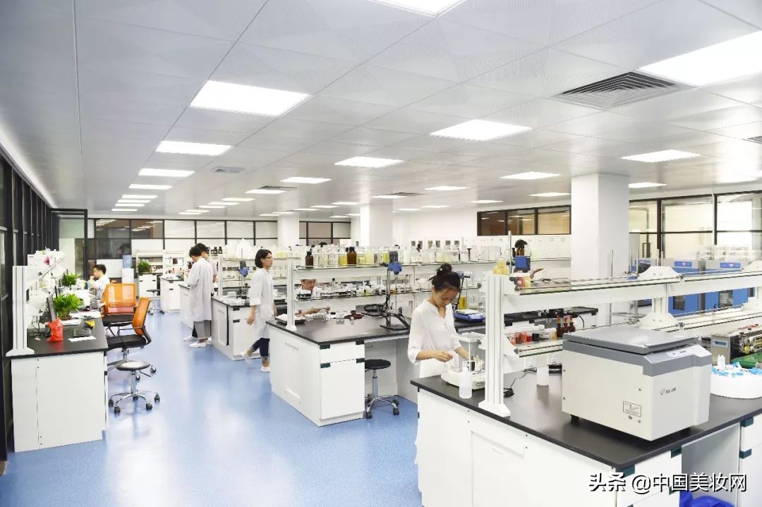 从5人发展到千人企业，瑞芬这8年做了什么？