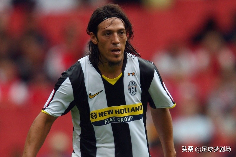 还记得他们吗？这些知名球员在退役后也成为了教练