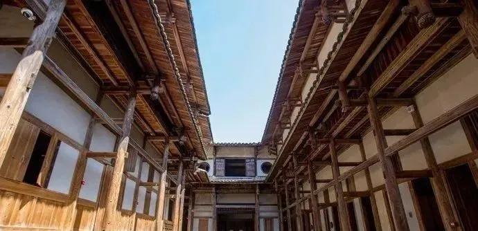 风展红旗如画三明丨如果你的朋友要来永安旅游，请把这条微信发给他