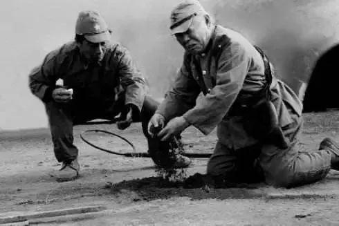 威震敌胆的图片,威震敌胆的视频