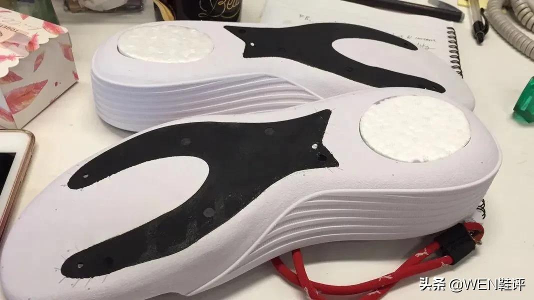 pebax碳纤维混合版,500左右的碳板竞速鞋激进感特别强