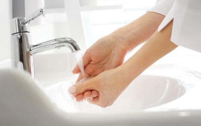 子宫好的女人，晨起小便可能会有4个“特征”，你都有吗？