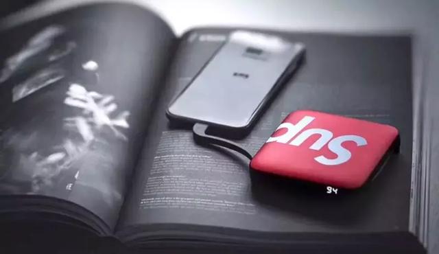 科技感充电宝快充数据线,充电线充电宝黑科技