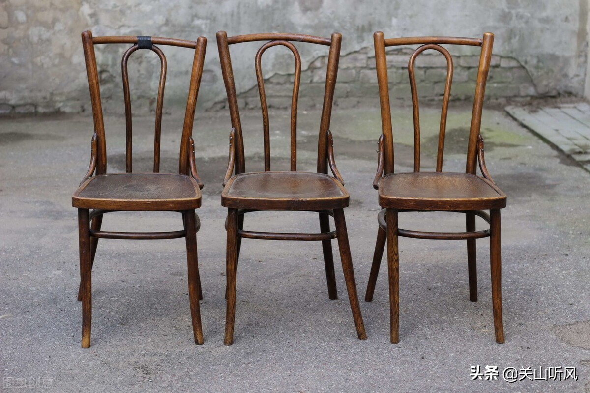 屋后有靠山旺人丁,屋后有靠指的什么