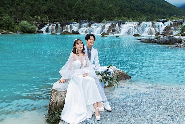 六月去丽江拍婚纱照适合哪些景点,三亚丽江大理旅拍婚纱照