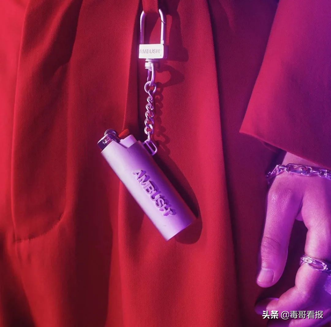 搞定这3类首饰，让你的穿搭脱颖而出