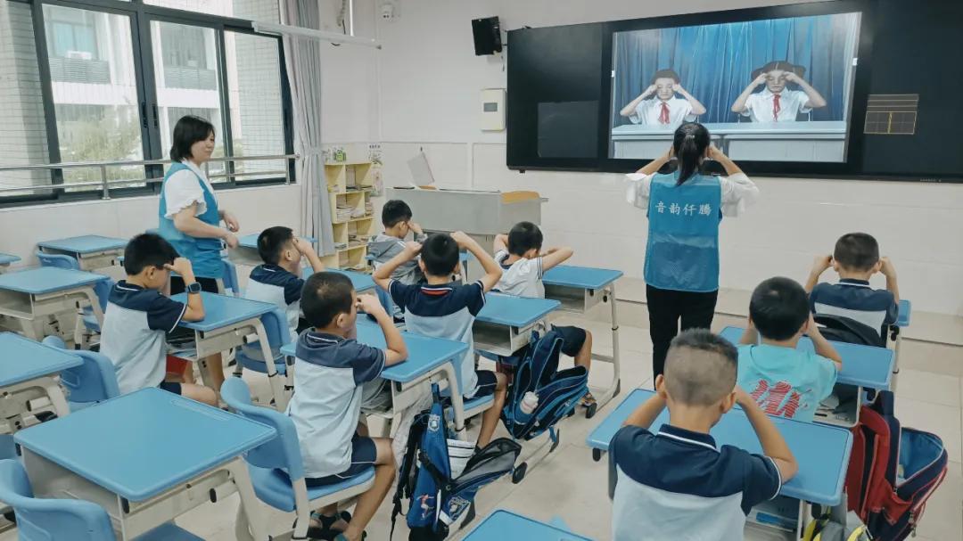 寒假在托管班的一天300字,假期托管班一日三餐