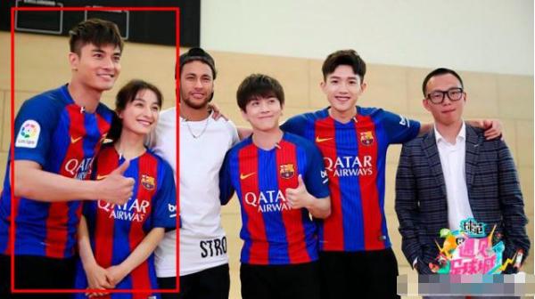 吴昕恋情史,吴昕微博晒牵手照疑似公开恋情