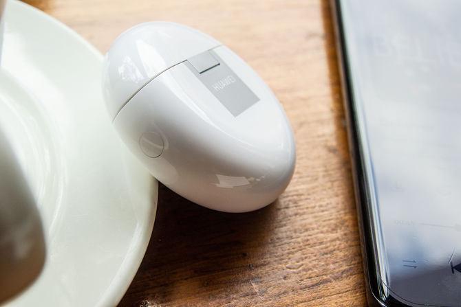 华为freebuds4降噪耳机惊艳亮相,freebudspro和freebuds4e哪个好