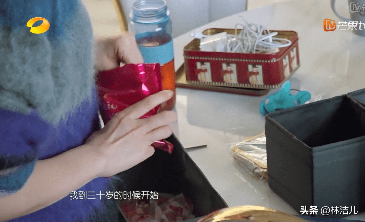 吴昕我家那闺女衣服同款,何雯娜吴昕我家小两口