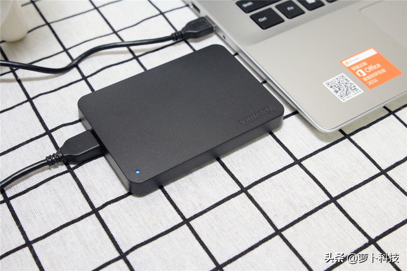 东芝移动硬盘a3和slim哪个好,东芝a3移动硬盘为啥那么便宜