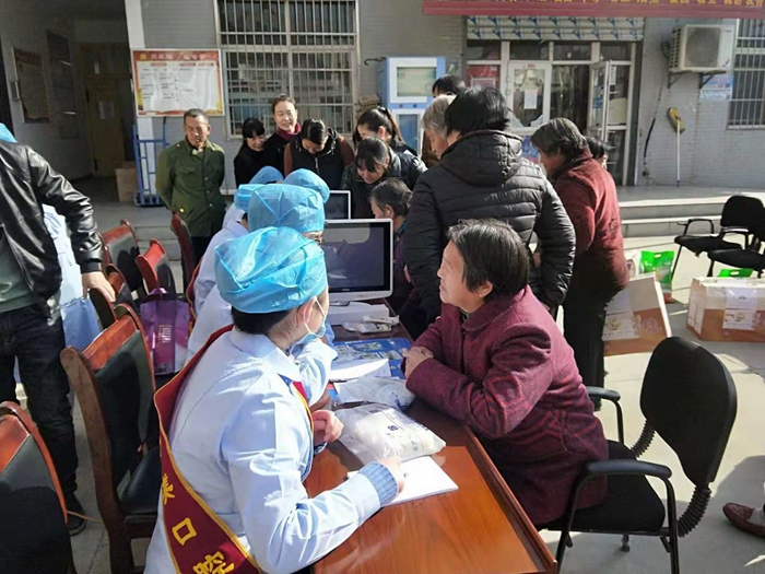 妇联庆六一爱心捐赠活动,区妇联组织开展爱心捐赠活动
