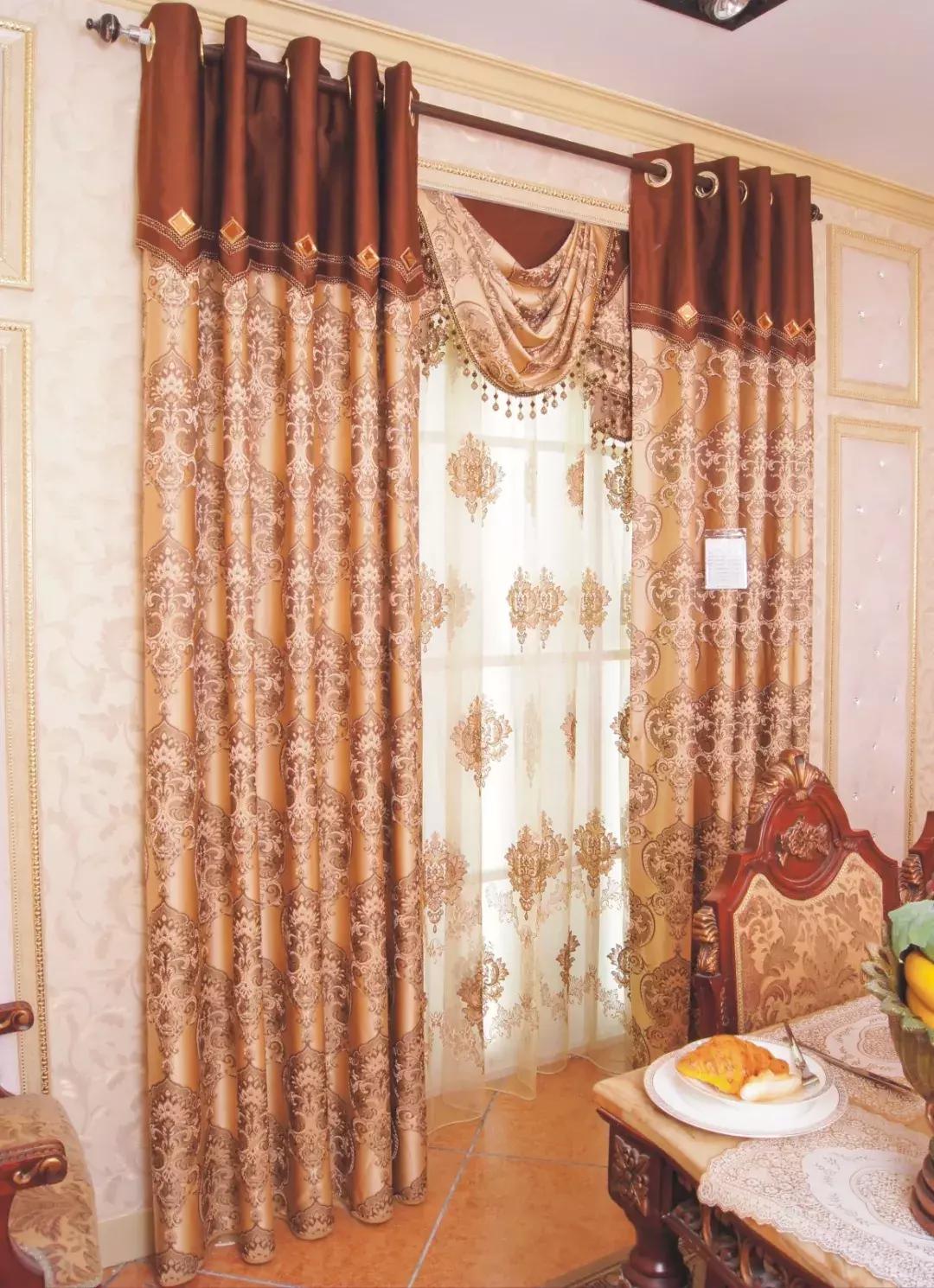 窗帘定期洗的好处,窗帘长时间不清洗危害有多大