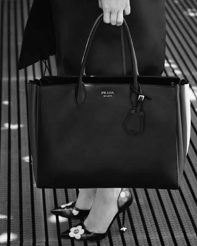 如何成为旅游带货达人赚钱,英国旅游团购物攻略