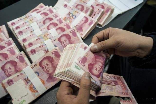 100万房贷20年利息多少钱,贷100万和存100万20年利息是多少