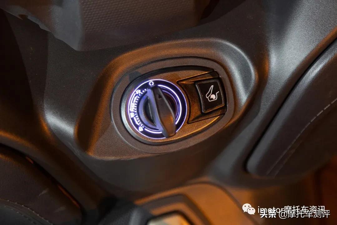 豪华大踏板车250到300摩托车推荐,休旅大踏板