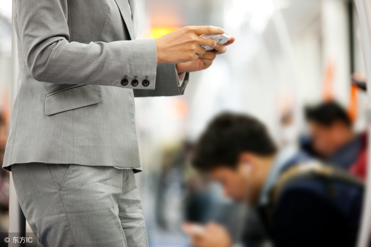 可以修改原始考勤记录数据的是哪种人脸指纹考勤机?