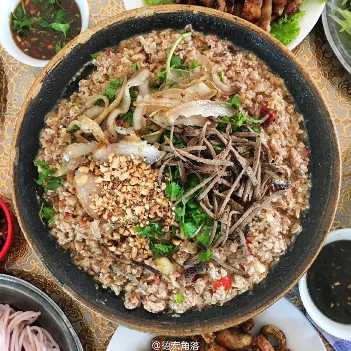 一处小众目的地！这里有酸汤辣子蘸出来的美味，吃一口就丢魂！