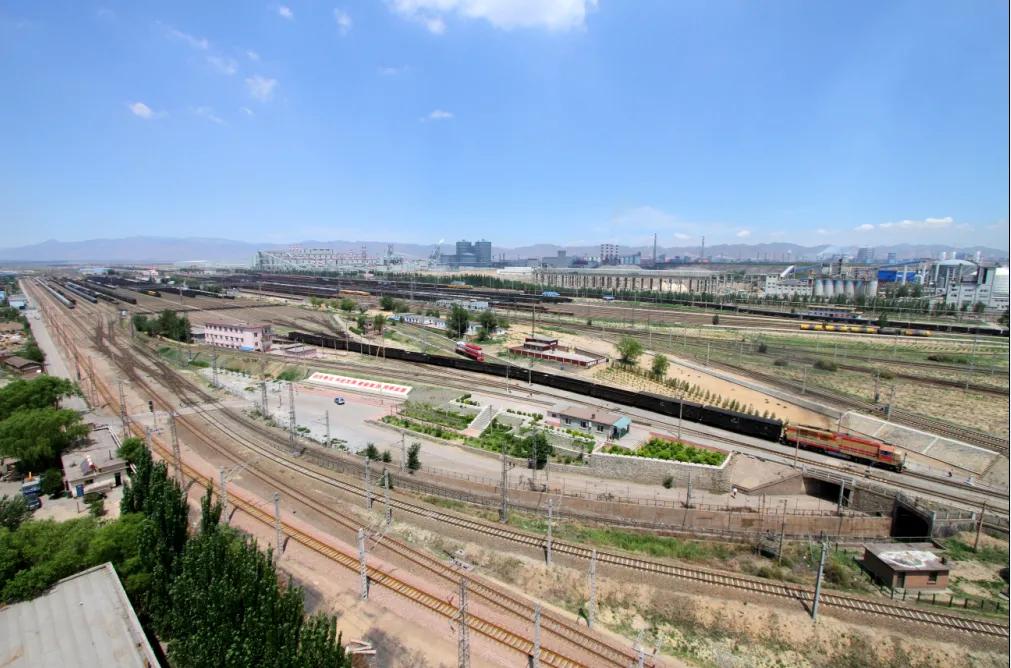 户外迷路怎么办安全教案,沙漠迷路自救方法