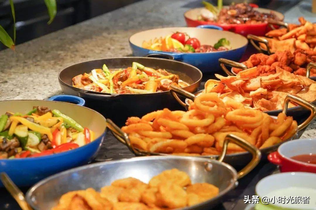 上海五角场顶级酒店自助餐开业，大闸蟹海鲜刺身吃过瘾，太赞了