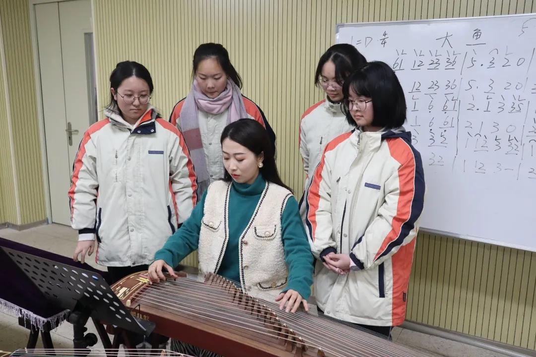 南外和北外哪个好,南外和淮中哪个好