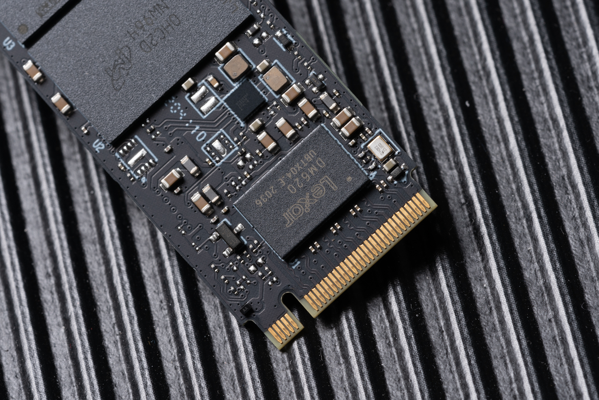 macmini可以加固态硬盘,macmini内存可以扩展吗