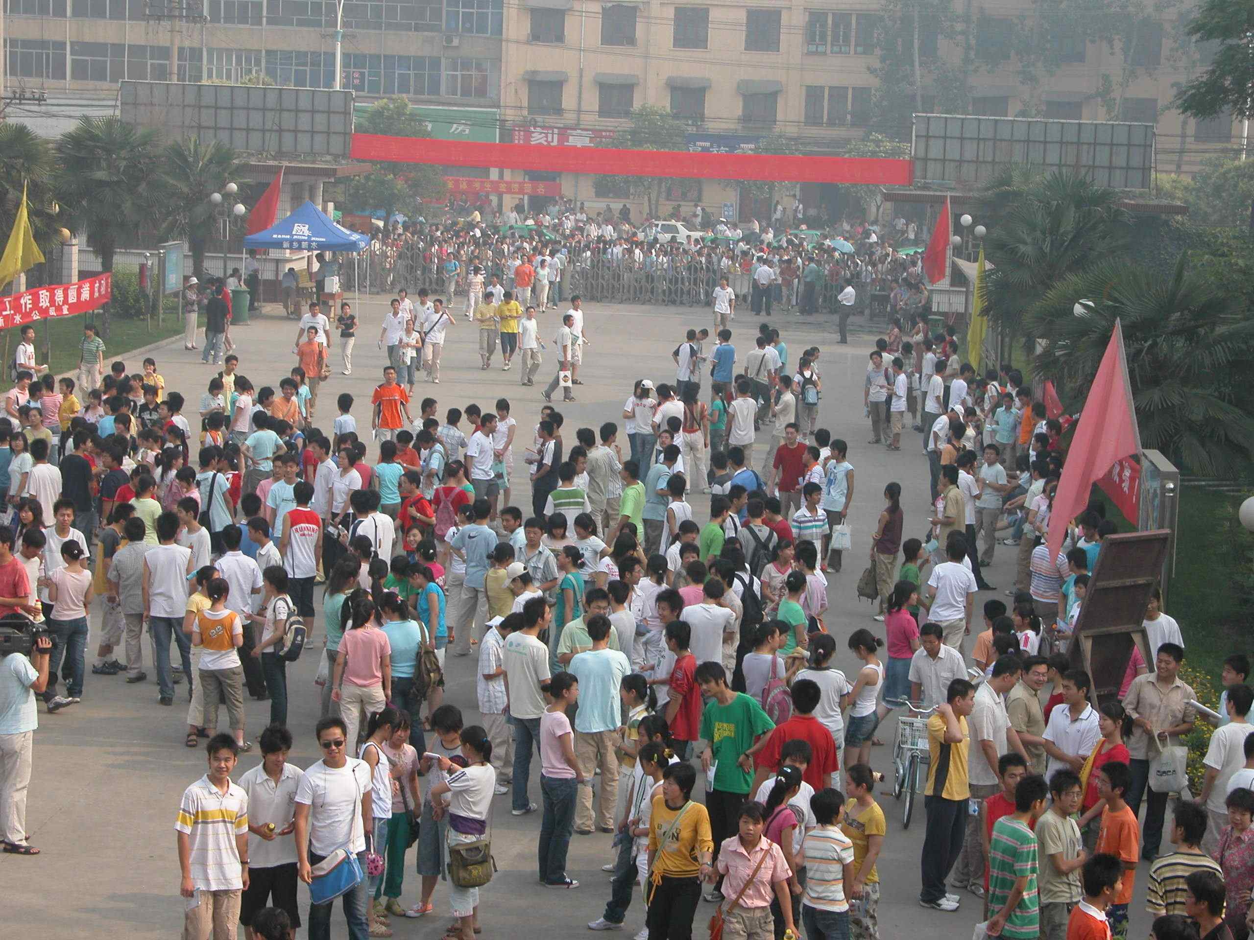 我国最牛的3所中学本科率逼近100,2019高考最牛的县级中学