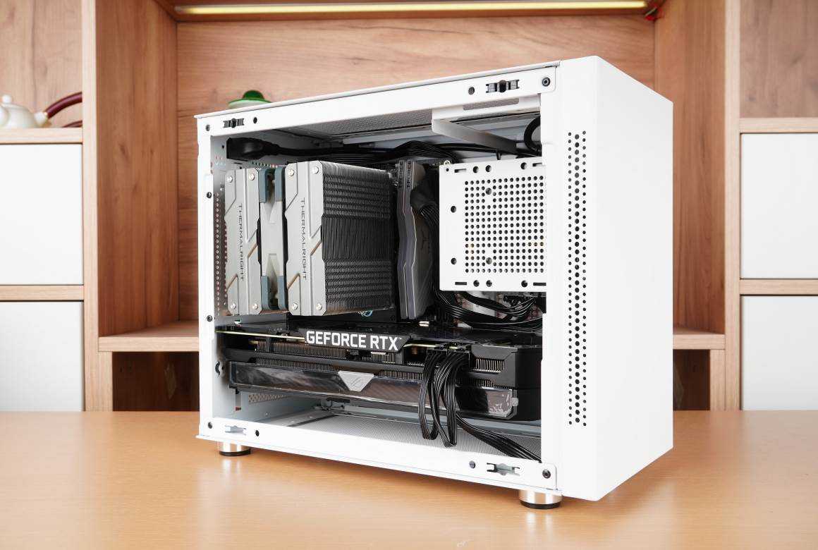 先马趣造最佳搭档，先马金钻650MSFX电源开箱拆解