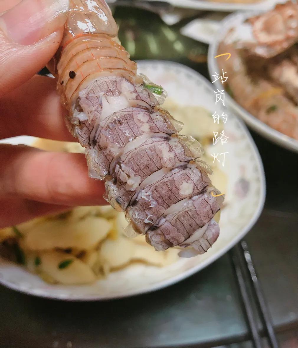 不用油炸的椒盐皮皮虾的做法,椒盐皮皮虾可以先蒸熟再油炸