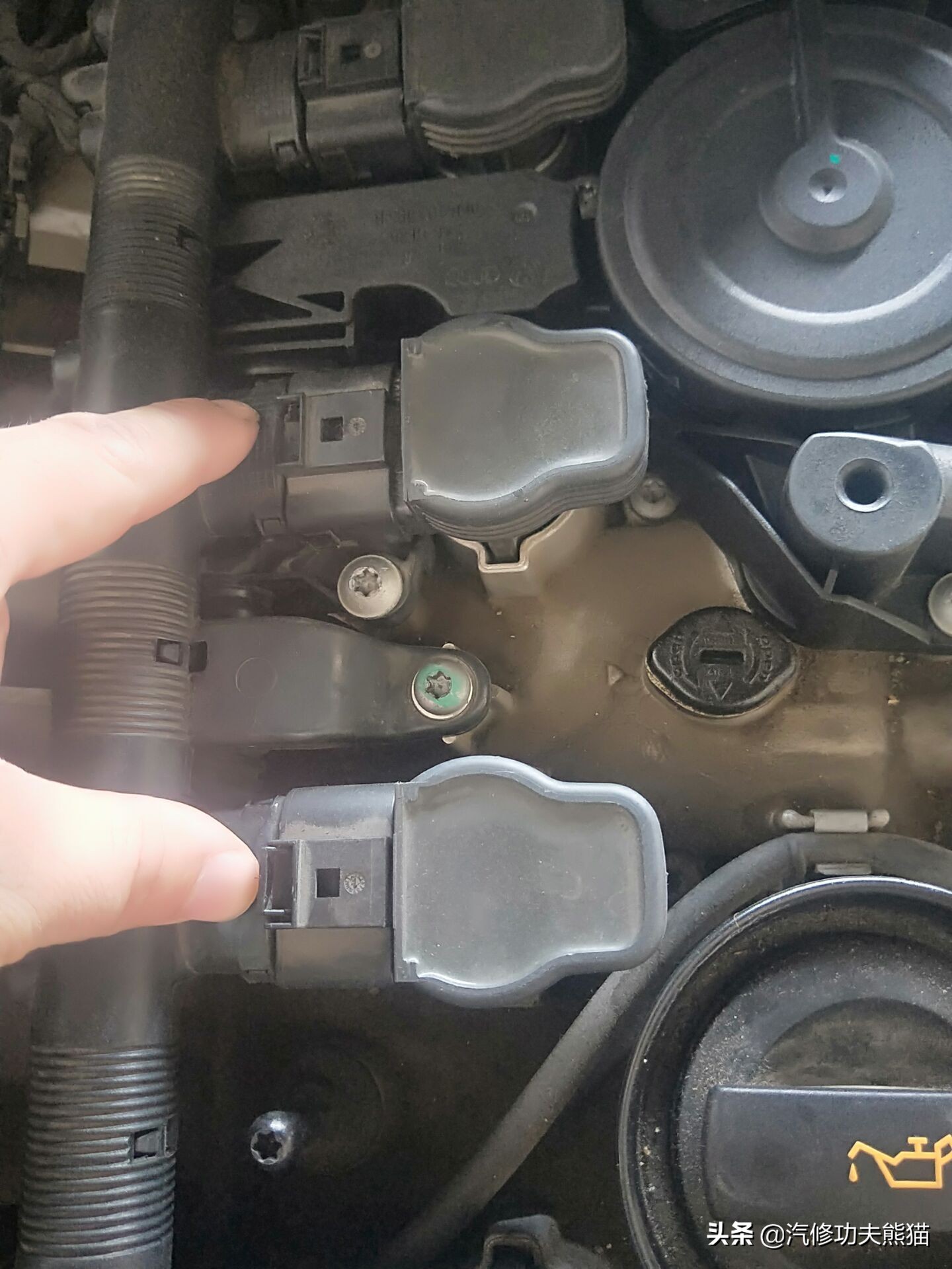 07年奥迪a6轻微烧机油怎么解决,奥迪2007款a6烧机油的原因