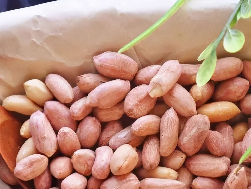 如何让牙齿变白这些方法你知道吗,口臭和牙黄用什么牙膏让牙齿变白