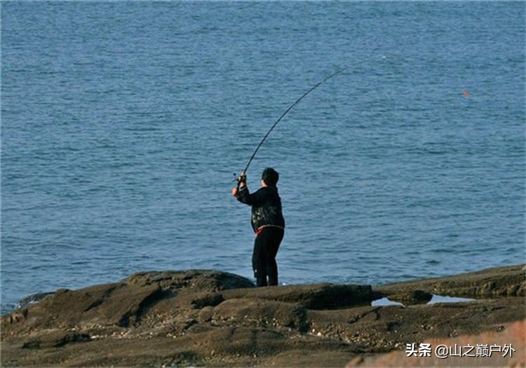 玩海竿的技巧,海竿抛竿钓鱼技巧