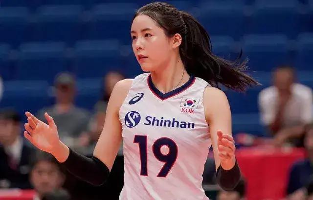 李多英李多贤是双胞胎吗,排坛美人